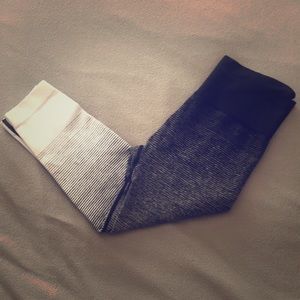 🛍 Forever 21 athletic leggings